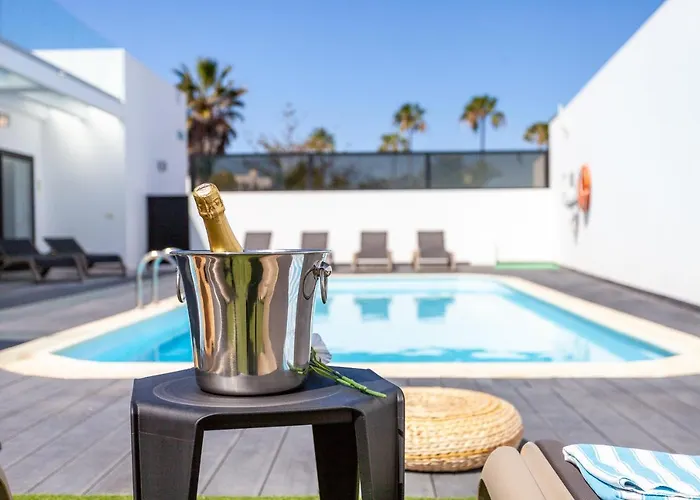 Villa Luxury Azul Private Pool And Bbq Corralejo By Holidays Home